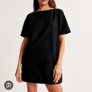 Abercrombie & Fitch Elegant Little Black Dress